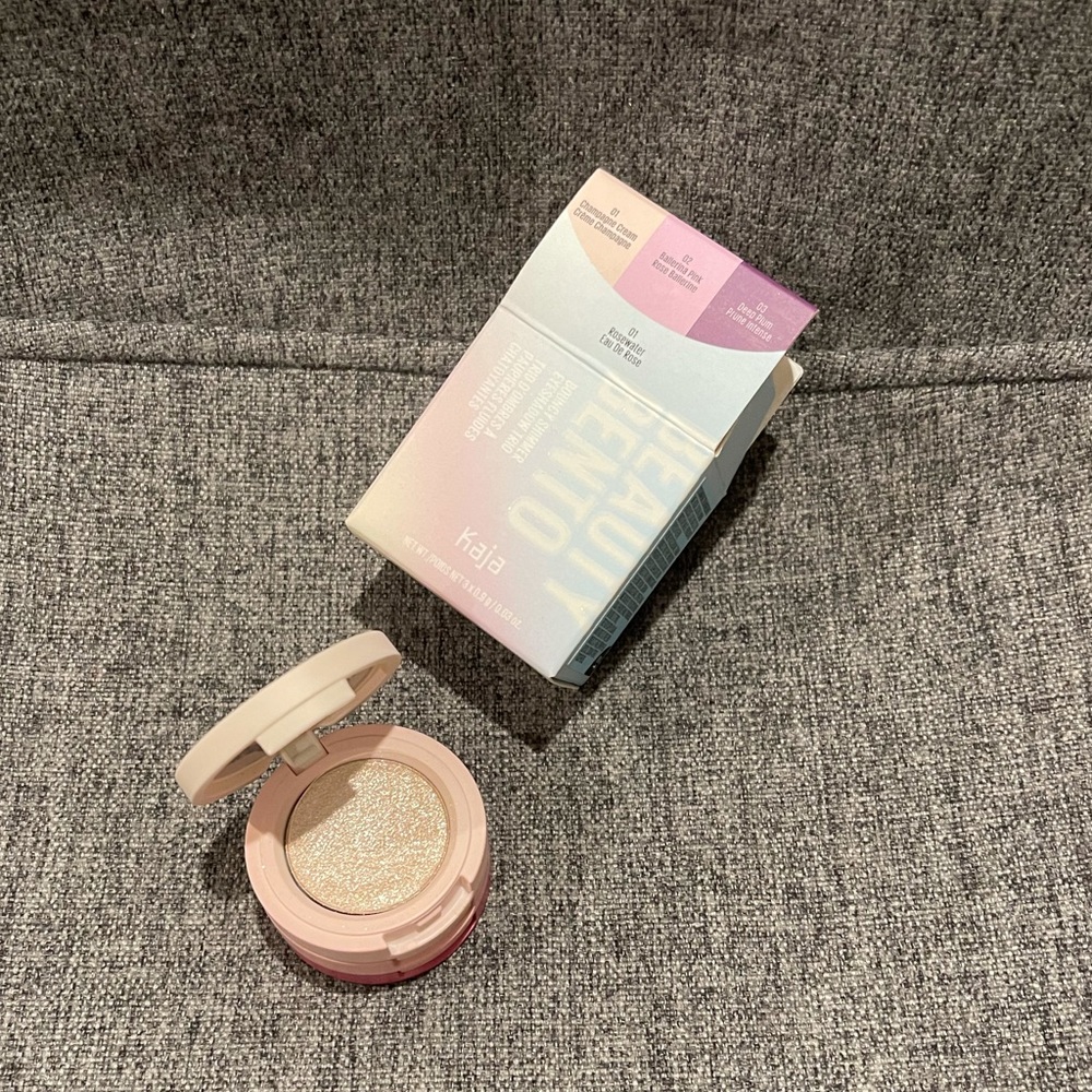 Kaja Eyeshadow Bento Box in Rosewater